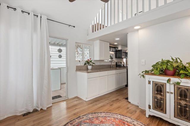 Detail Gallery Image 10 of 35 For 1624 N Coast Highway 101 #12,  Encinitas,  CA 92024 - 2 Beds | 1 Baths