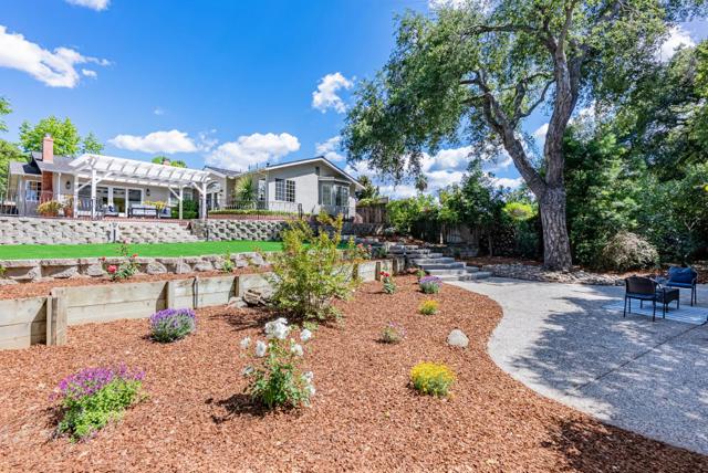 10421 Phar Lap Drive, Cupertino CA: https://media.crmls.org/mediaz/b4f5ceaf-2786-4045-81d7-f98a302f5cff.jpg