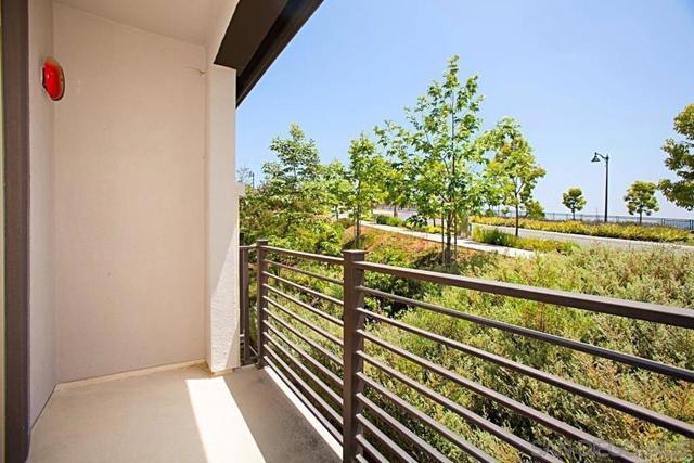 2617 Aperture Circle, San Diego CA: https://media.crmls.org/mediaz/b4f64396-43b1-4bf1-a9a2-d36de7f44164.jpg