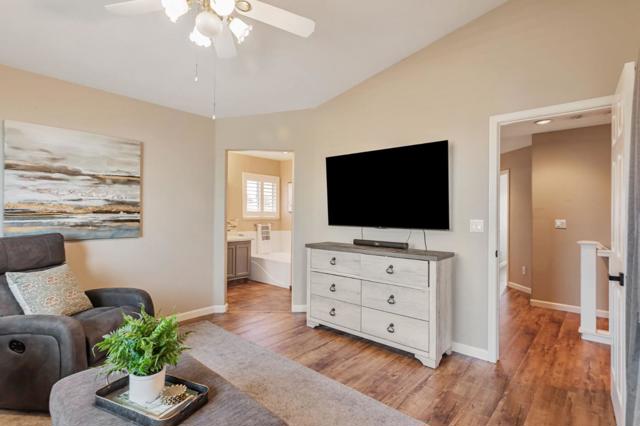 2711 Valley View Road, Hollister CA: https://media.crmls.org/mediaz/b4f6743a-d625-427f-9811-7eabb97141ec.jpg