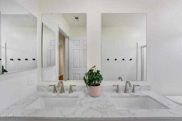 4188 Minnecota Drive, Thousand Oaks CA: https://media.crmls.org/mediaz/b4f7c8e3-8d0f-4fb0-bb65-25c35589547e.jpg