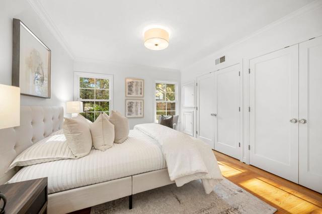 1149 Cortez Avenue, Burlingame CA: https://media.crmls.org/mediaz/b4f7ffa1-e13e-4a08-8041-596b3774c4c2.jpg