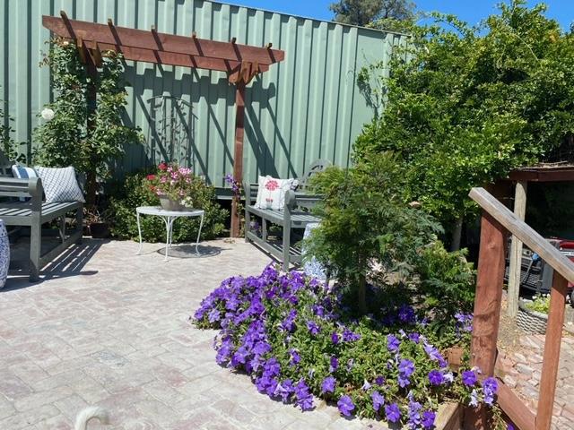 1537 School Road, San Juan Bautista CA: https://media.crmls.org/mediaz/b4f86315-4433-4f43-899e-e4e6b873bed2.jpg