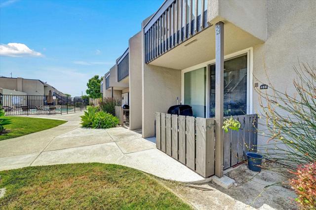 6333 Mount Ada, San Diego CA: https://media.crmls.org/mediaz/b4f88855-9ced-4e60-be10-150136fe03de.jpg