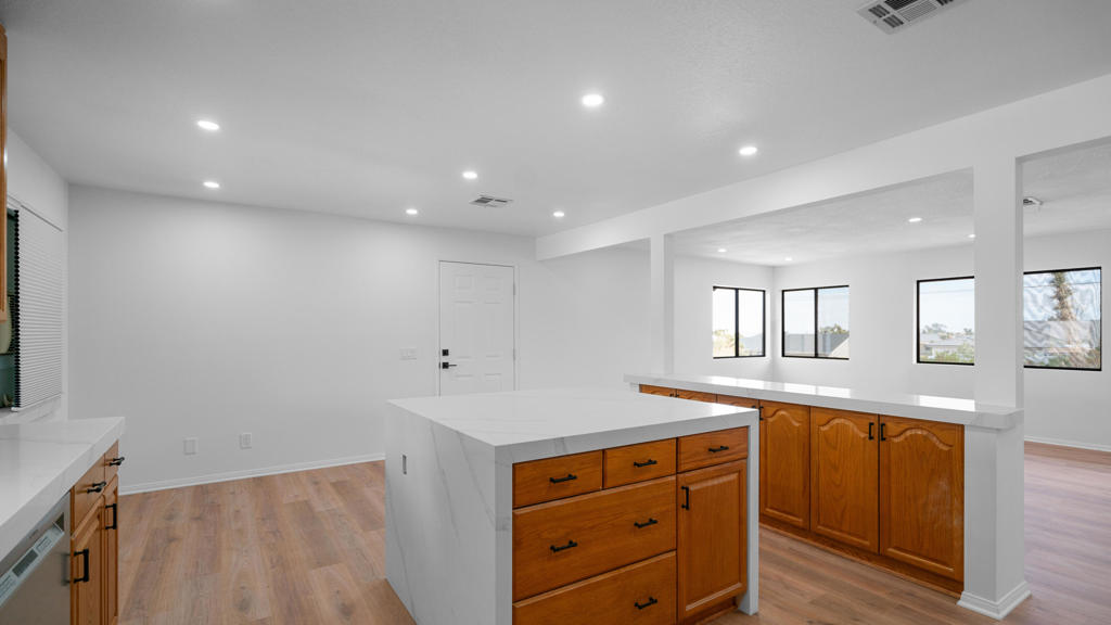 MLS #219138785DA image #5