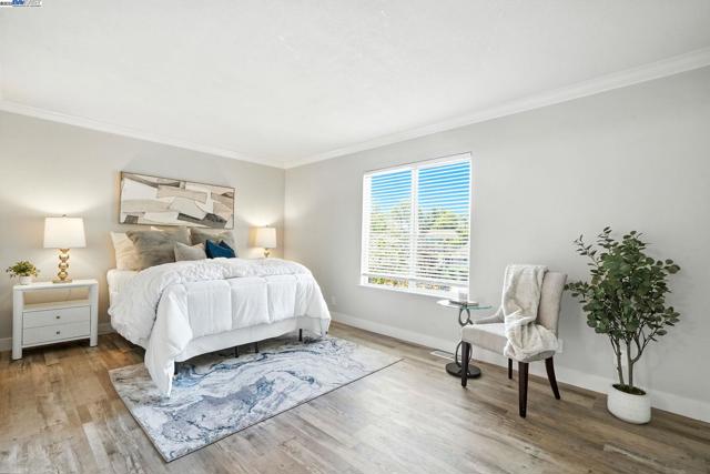 824 Royal Ann Ln, Concord CA: https://media.crmls.org/mediaz/b4f92cee-96d1-4fc2-8131-df1b3454b5a2.jpg