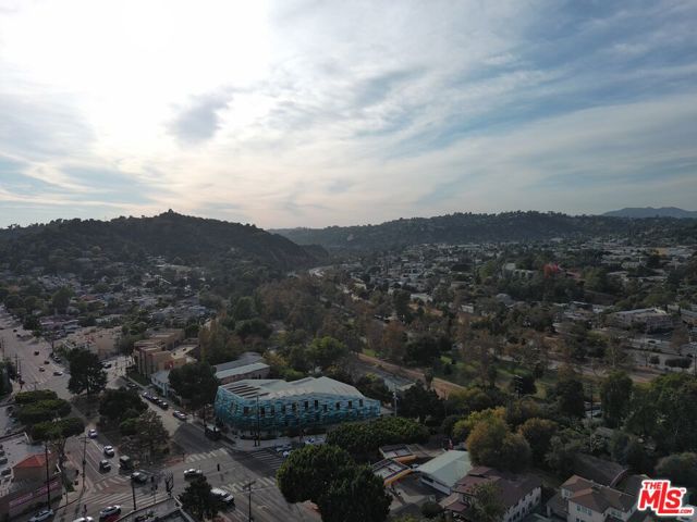 6034 Monterey Road, Los Angeles CA: https://media.crmls.org/mediaz/b4fa044e-7f00-4679-8c81-c253c637c608.jpg