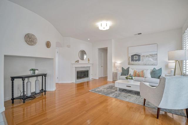 15180 Orion Rd, San Leandro CA: https://media.crmls.org/mediaz/b4fad06d-8793-43ae-b2db-79b0e22628ee.jpg