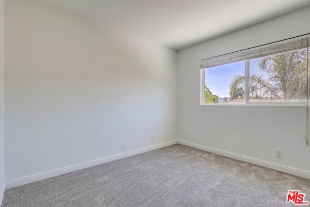 687 Mount Carmel Drive, Claremont CA: https://media.crmls.org/mediaz/b4fb00c4-09d8-4339-9a3f-06d963103cb8.jpg