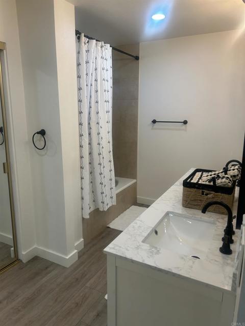 946 Carriage Drive, San Marcos CA: https://media.crmls.org/mediaz/b4fb487d-6347-4fb2-9b3d-4c85d65f068c.jpg