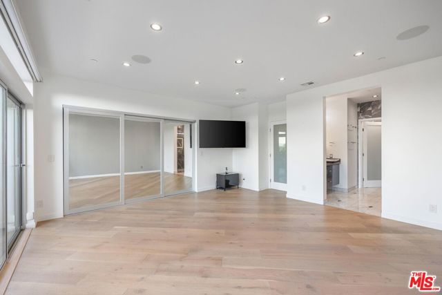 3 Bed Home for Sale in Studio City, California