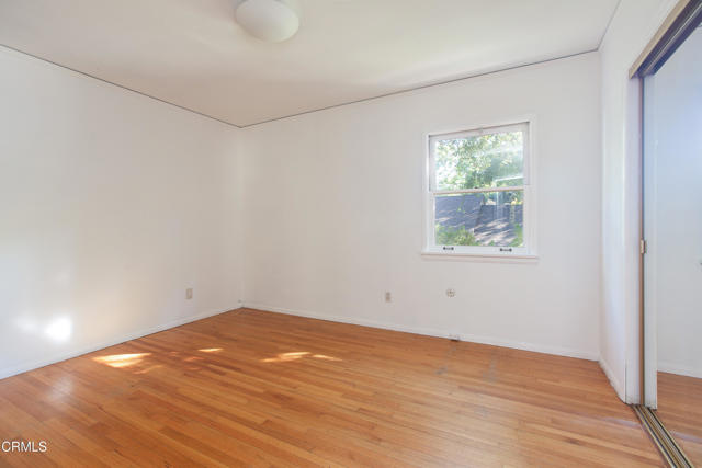 Detail Gallery Image 16 of 34 For 524 Glen Holly Dr, Pasadena,  CA 91105 - 2 Beds | 2 Baths