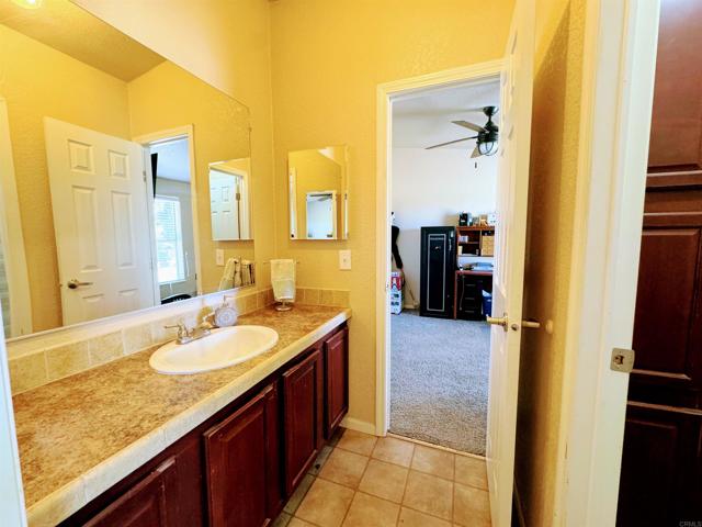 Detail Gallery Image 14 of 37 For 53985 Robin Ln, Aguanga,  CA 92536 - 5 Beds | 4/1 Baths