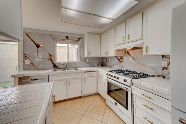 Photo #12: PTP2502309 Listing: Photo #12