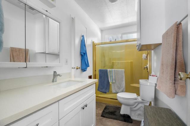 9 Pera Drive, Watsonville CA: https://media.crmls.org/mediaz/b500964b-8fa6-43e1-9a1b-8c2762bfb9c7.jpg