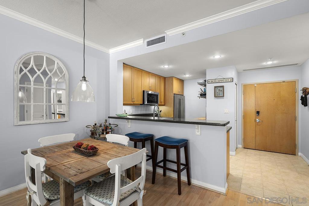 850 Beech Street - photo 18