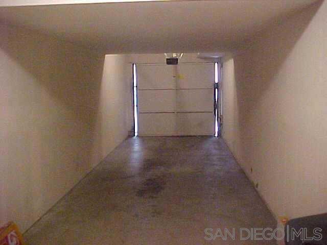 12646 Carmel Country Road, San Diego CA: https://media.crmls.org/mediaz/b5020971-1004-4ad5-93cf-353e23569730.jpg