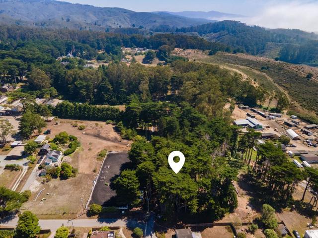 0 Ivy, Montara CA: https://media.crmls.org/mediaz/b50359cf-470f-4433-8dc6-8bf4add817aa.jpg
