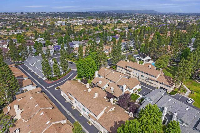3003 Old Bridgeport, San Diego CA: https://media.crmls.org/mediaz/b503e7fa-1e87-46ce-b5d5-c68bdc74398c.jpg