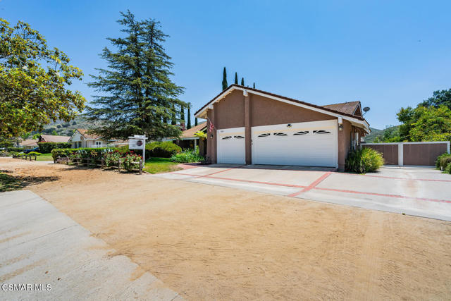 1768 Rocking Horse Drive, Simi Valley, California 93065, 4 Bedrooms Bedrooms, ,3 BathroomsBathrooms,Single Family Residence,For Sale,Rocking Horse,224002325