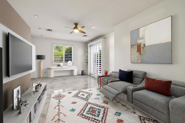 14 Collegiate Circle, Rancho Mirage CA: https://media.crmls.org/mediaz/b505399c-55d6-450c-9d6a-2f30c9d8d0ff.jpg