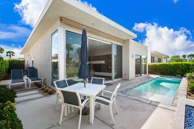 519 Soriano Way, Palm Springs, CA 92262