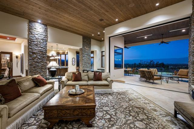 9 Nebulae Way, Rancho Mirage CA: https://media.crmls.org/mediaz/b5061d83-b193-4993-b1cb-05c99fd9fde8.jpg