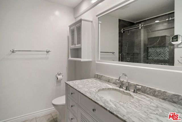 3231 Cheviot Vista Place, Los Angeles CA: https://media.crmls.org/mediaz/b506bd32-1cd6-4d3d-967a-be6e89b77142.jpg