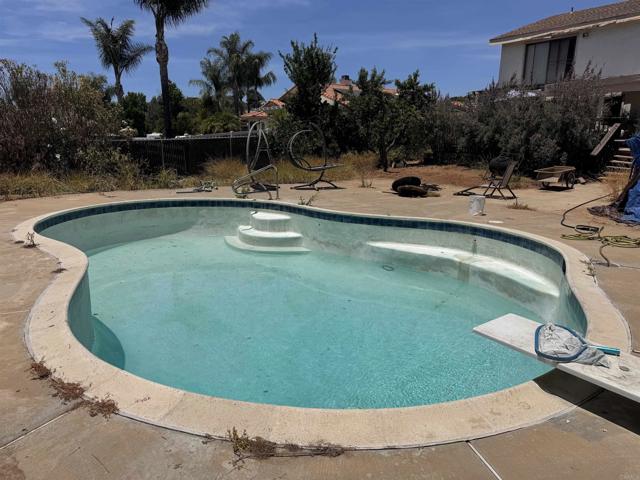 Detail Gallery Image 2 of 8 For 24839 Abalar Way, Ramona,  CA 92065 - 4 Beds | 2/1 Baths