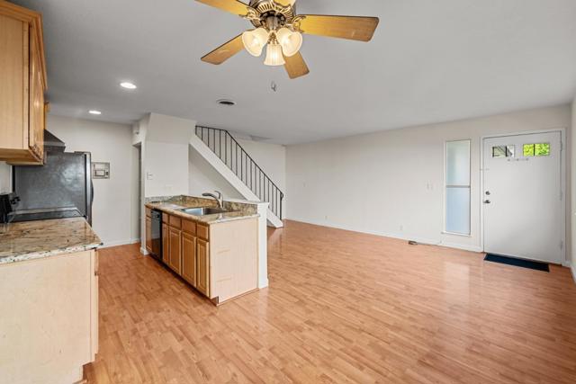 5492 Tradewinds Walkway, San Jose CA: https://media.crmls.org/mediaz/b5076bef-aef4-4cf6-9be2-3cbbbc21aa64.jpg