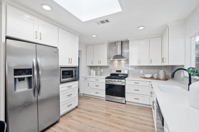 616 Douglas Avenue, Redwood City CA: https://media.crmls.org/mediaz/b507e6c3-2ad0-4ac7-b6e2-b12183c28446.jpg