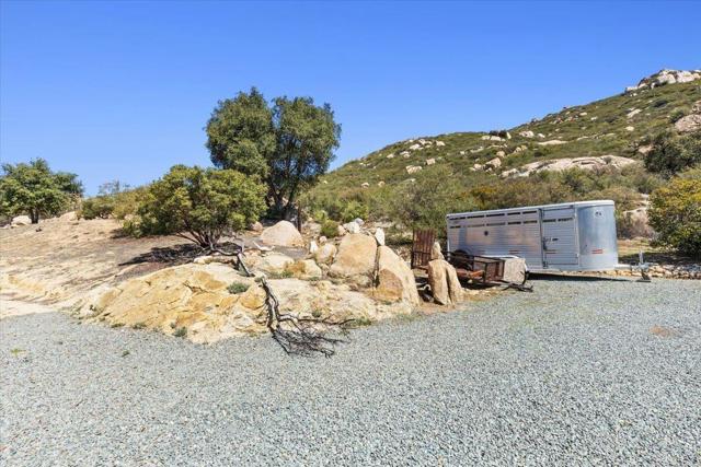 10499 Highway 79, Descanso CA: https://media.crmls.org/mediaz/b507f894-dac4-489f-a65b-4e459603ee2d.jpg