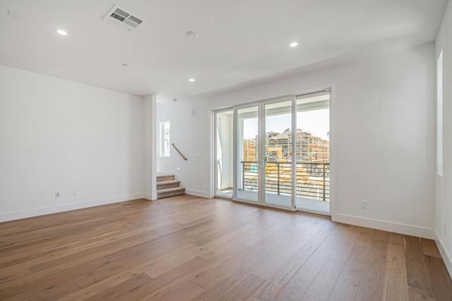 1021 Sinopia Terrace, San Ramon CA: https://media.crmls.org/mediaz/b5087d6a-f54f-4169-9de9-81e8f60cf750.jpg