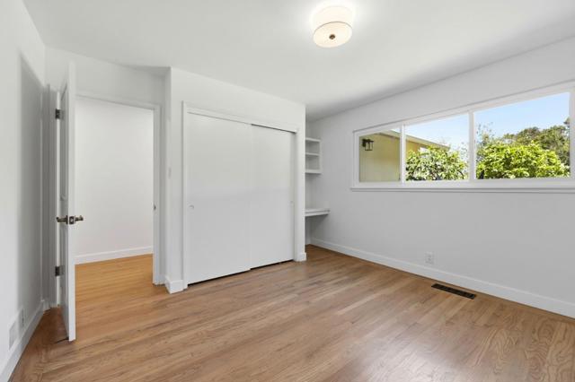 Image 26 of 47 For 723 Linda Court