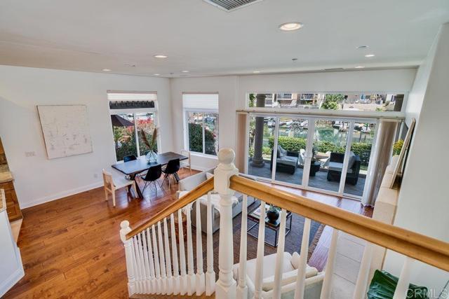 Detail Gallery Image 21 of 57 For 4529 Cove Dr #101,  Carlsbad,  CA 92008 - 4 Beds | 3/1 Baths