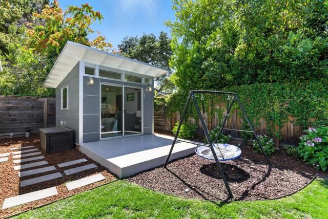 646 Georgia Avenue, Palo Alto CA: https://media.crmls.org/mediaz/b50ab255-142c-41b2-81e8-71217490ad82.jpg
