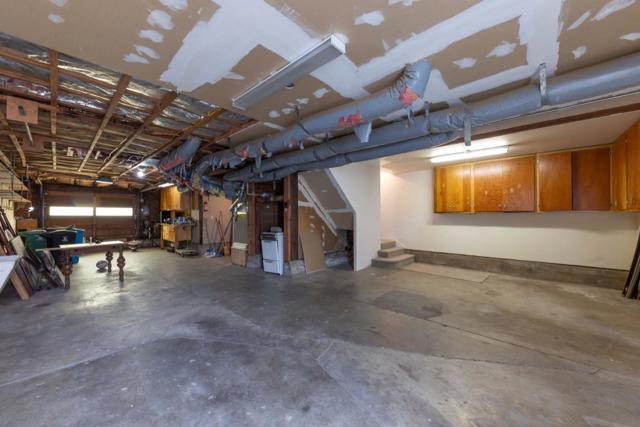 2070 42nd Avenue, San Francisco CA: https://media.crmls.org/mediaz/b50abb97-fe6b-4bf8-b4fe-865e415320ac.jpg