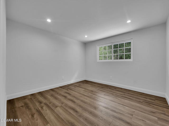 3950 United Road, Agoura Hills CA: https://media.crmls.org/mediaz/b50b01f0-815e-41f0-864b-a1e2f2d7df78.jpg