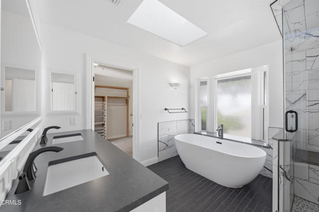 Detail Gallery Image 37 of 74 For 2207 Terra Bella Ln, Camarillo,  CA 93012 - 6 Beds | 3 Baths