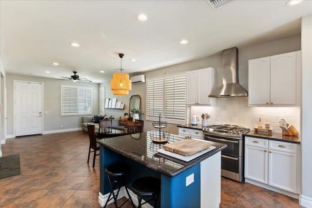 13-Kitchen