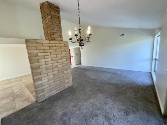 Detail Gallery Image 7 of 49 For 3128 Governor Dr, San Diego,  CA 92122 - 4 Beds | 2 Baths