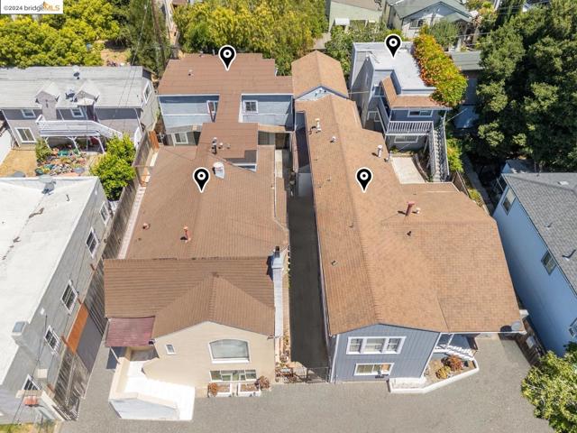 Image 15 of 33 For 416 Benicia Rd