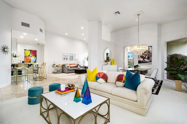 75720 Vista Del Rey, Indian Wells CA: https://media.crmls.org/mediaz/b50e3a56-279a-4165-a015-58790e63e150.jpg