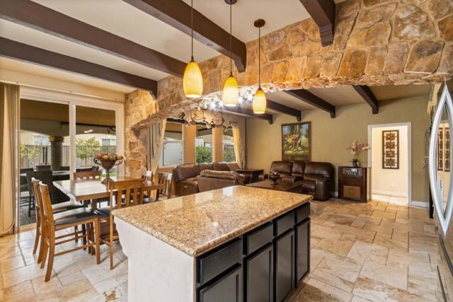 209 Sirrah Way, Greenfield CA: https://media.crmls.org/mediaz/b50e506e-db27-4e4f-952e-1a286b5ffb78.jpg