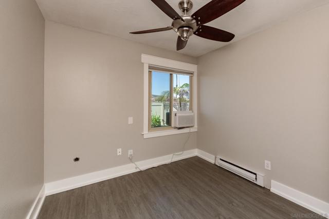 8721 Wahl St, Santee CA: https://media.crmls.org/mediaz/b50f6bed-5510-4510-b910-7d012eedb6b6.jpg