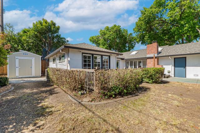 1341 Las Palmas Drive, Santa Clara CA: https://media.crmls.org/mediaz/b5105efe-cb33-4626-b170-50e54821b0f5.jpg