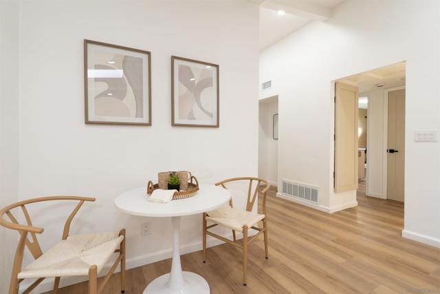 Image 18 of 48 For 5644 Bromley Way