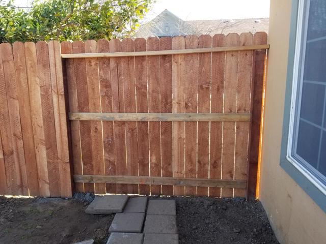 7440 38th Avenue, Sacramento CA: https://media.crmls.org/mediaz/b5116976-cd7d-479e-acad-5475ca01fa6d.jpg