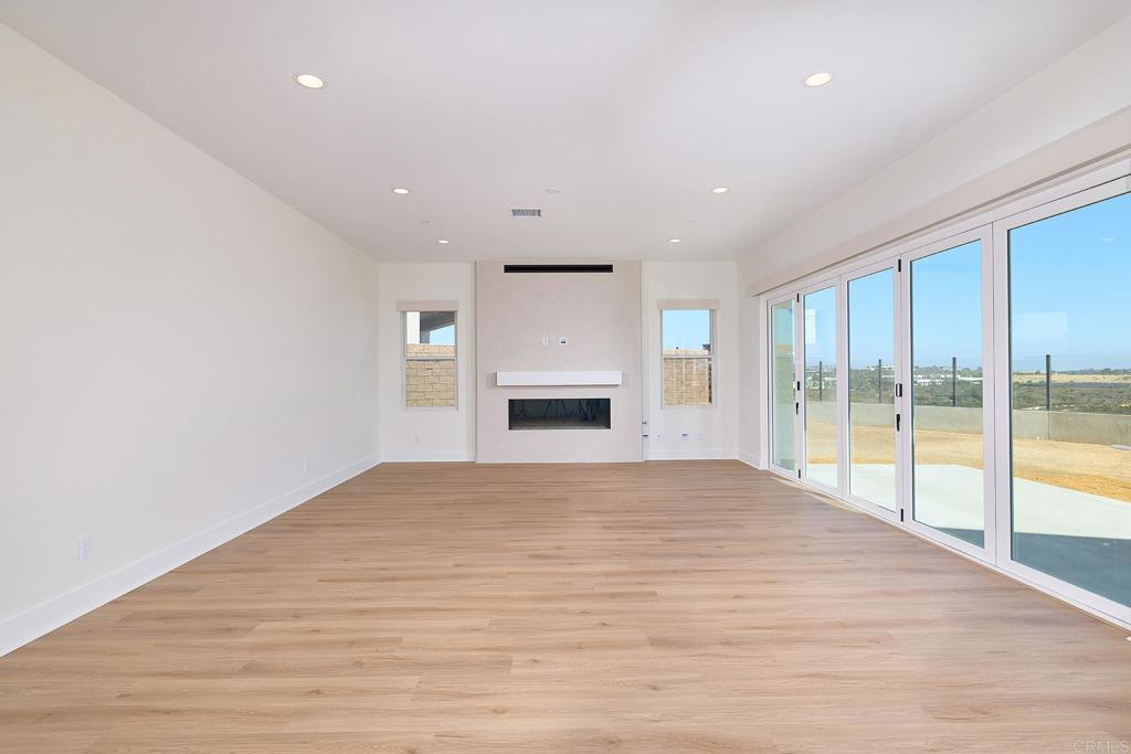 2045 Verne View - photo 12
