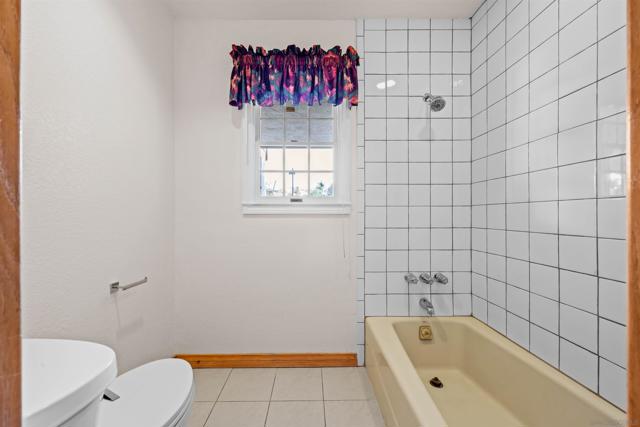 11429 Sir Francis Drake, La Mesa CA: https://media.crmls.org/mediaz/b5126d75-7da0-4c9f-a261-769360fa1af1.jpg